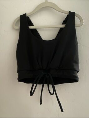 Strut This Sports Bra x2 Small & One Size
